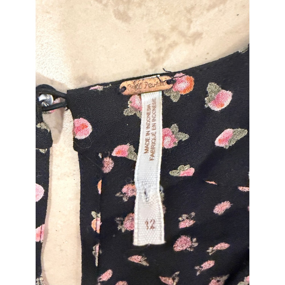 Free People Black Pink Floral‎ Wide Leg Short Sleeve V Neck Jumpsuit Romper 12 - Picture 4 of 5